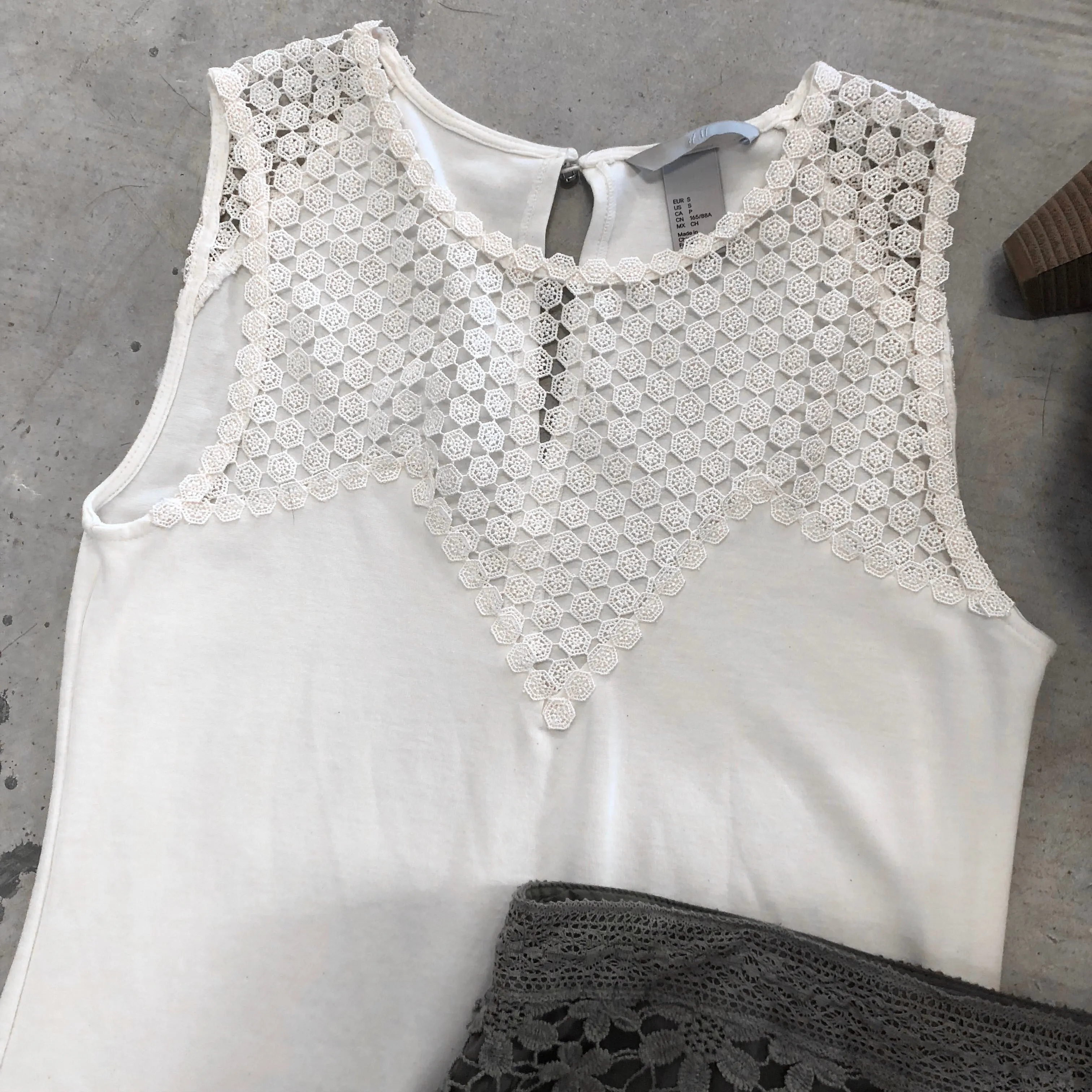 Patterned Cream Top - S